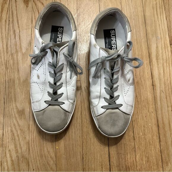 Golden Goose Super-Star with Perforated Star and Ice Gray Heel Tab - Picture 2 of 9